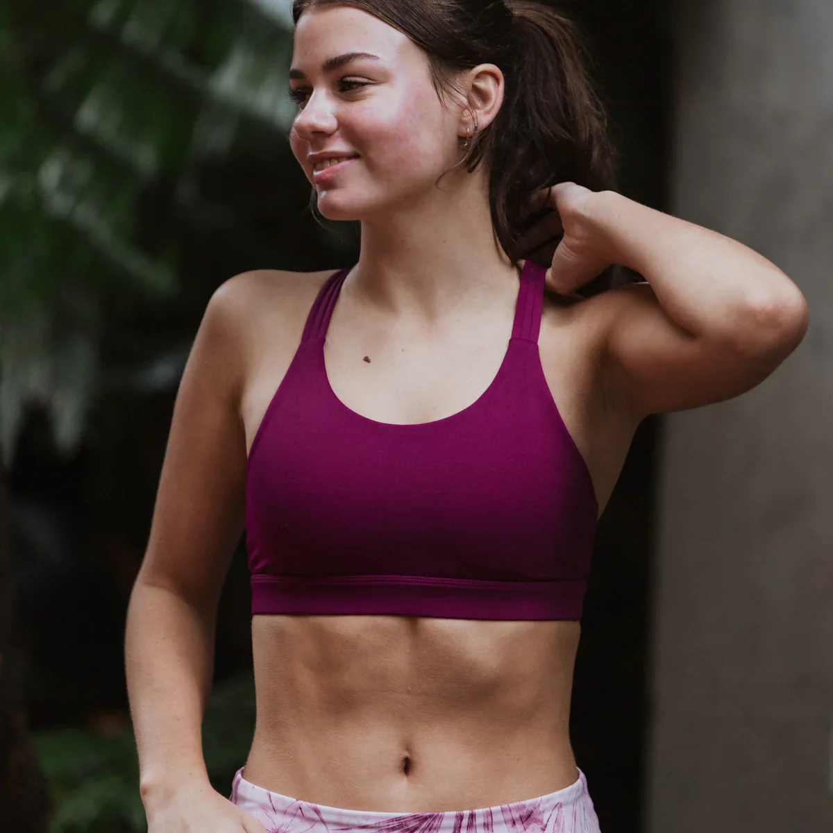 IMPI Running 6 Strap Bra Top - Berry - Image 8