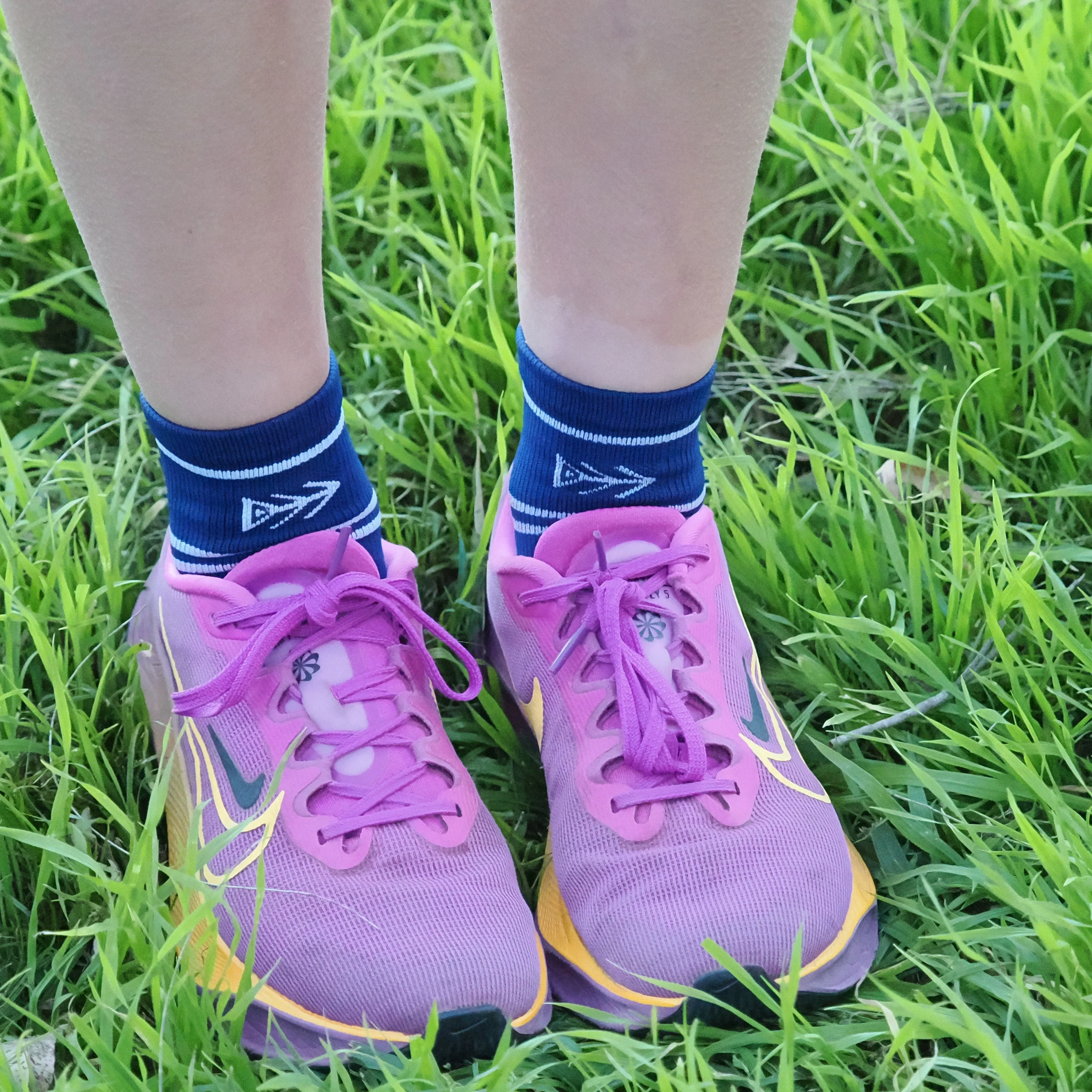 IMPI Shorter Crew Socks - Navy/White - Image 4